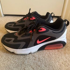 Mike air max 200 Mens size 10.5